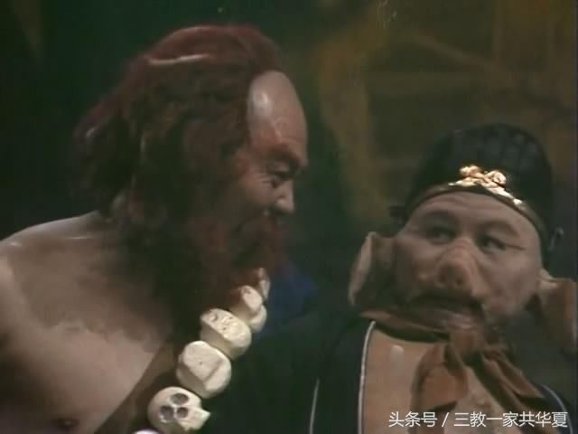 《西游记》:八戒大战流沙河 木叉奉法收悟净