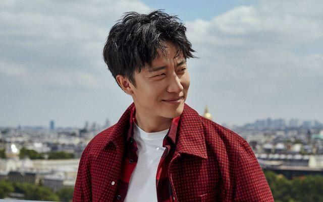 黄轩黑历史曝光,角色猥琐台词露骨,亲自上阵