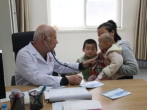 毛细支气管炎的症状很常见,治疗有方法!