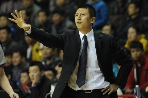 周琦当年为何选择离开辽篮? 难道是因为一套房