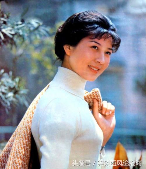 80年代电影明星特色艺术照--她在丛中笑