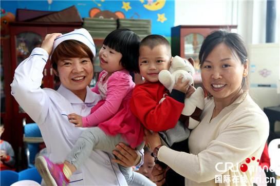 西安市红会医院护士走进西安市儿童福利院 大