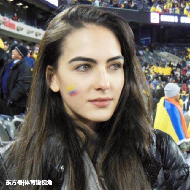 她是哥伦比亚的名模,被誉为世界杯上最美的女