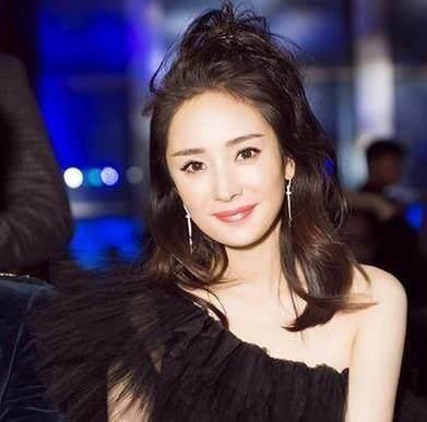 女星扎公主头:赵丽颖清纯,张雨绮妩媚,范冰冰气