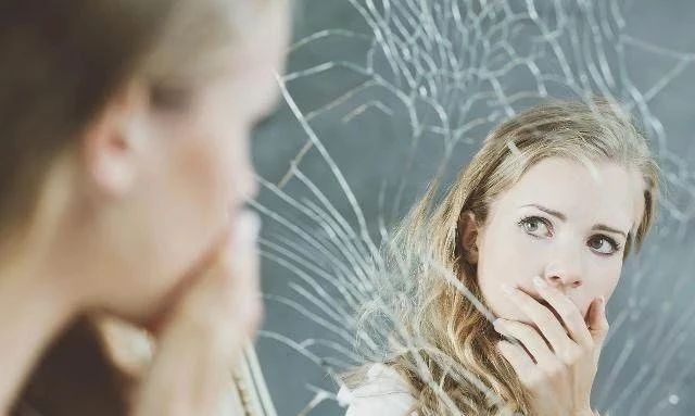 精神分裂症的早期症状是什么?患上精神分裂症