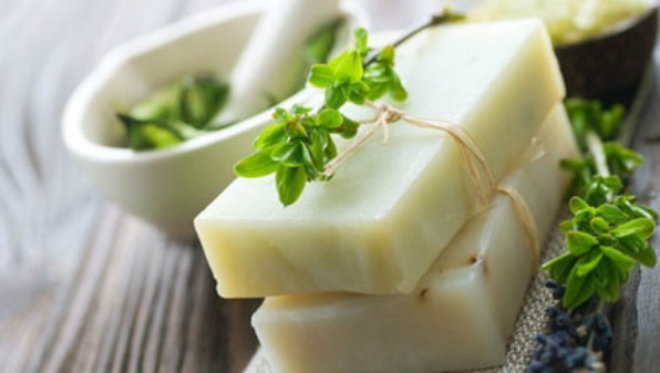 普通的洗脸皂有对脸部肌肤有伤害吗?过敏性肌