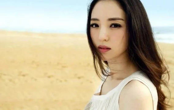 天生傲骨，最坚强的三大星座女，最独立，尤其狮子，从不花男人钱