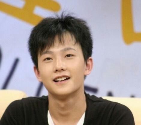长得那么帅的杨洋也有丑照?网友评论实在无法