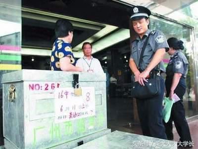 高考数学卷是葛军葛大爷出卷?还有那些母亲节