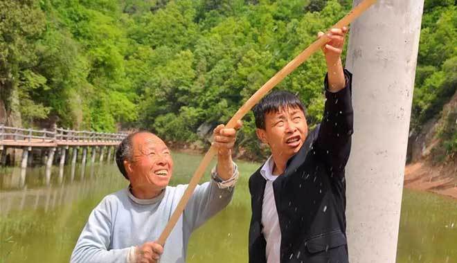 村支书柯小海:把“抠”和“私心”全用在一个方面 村支书柯小海:把“抠”和“私心”全用在一个方面