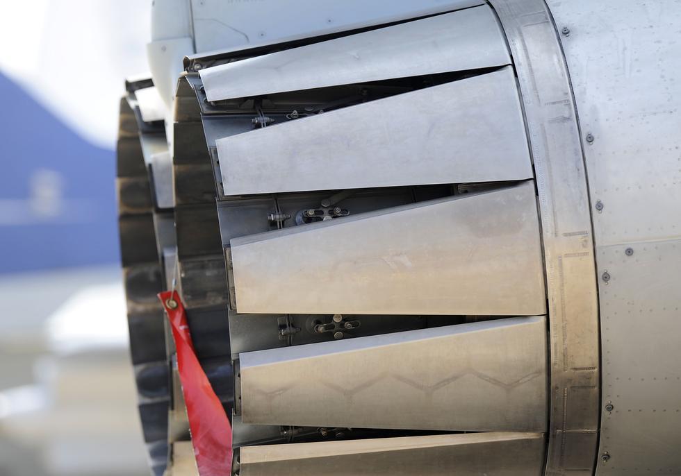 1985年8月，先由英、德和意大利三国集团发起EFA计划，同年9月西班牙加入该集团。