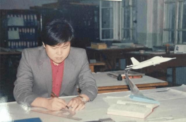 我国航母发展早期那些事,歼13改为何与IDF战机