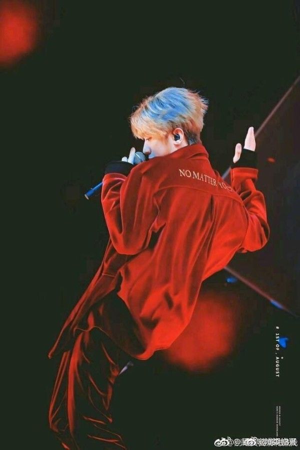 蔡徐坤筷子腿范丞丞胖20斤还有朱正廷12岁腹