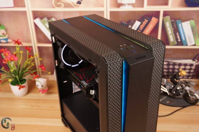 I3 8100配B360,这套配置很实用,先马璃光一号