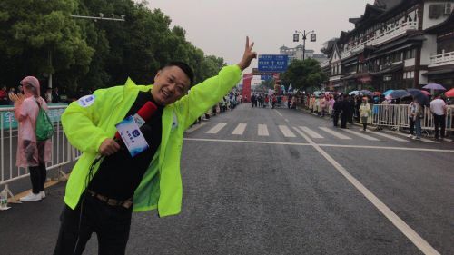 刷新纪录!扬州电视台扬马全媒体融合直播访