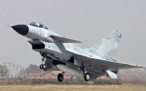 沈飞和成飞差距在哪?为何在设计上有如此大的