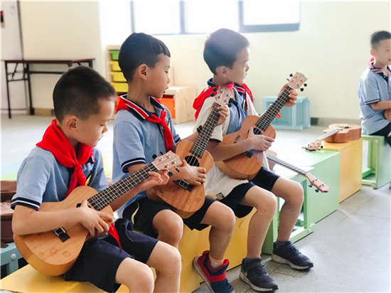 天府新区第四小学第二届学科表现性评价活动顺