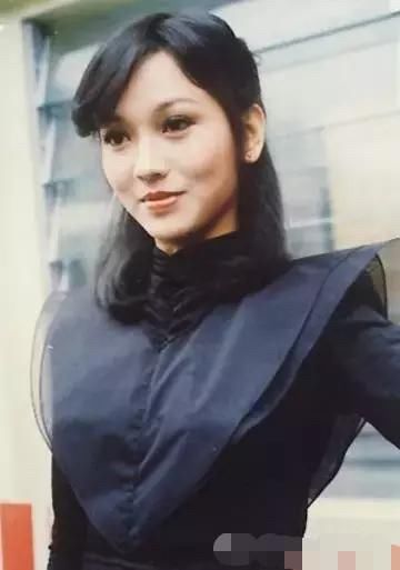 63岁赵雅芝的素颜照曝光 离开化妆和美颜的白