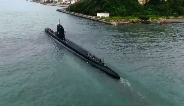 “淡水鲤”级潜艇自投入使用以来，到今天已经有70多年的历史，美国早在几十年前就全部淘汰了该型潜艇。