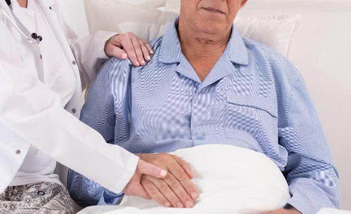 秋天吃石榴正当时,肾不好的人,请您看完,再决定