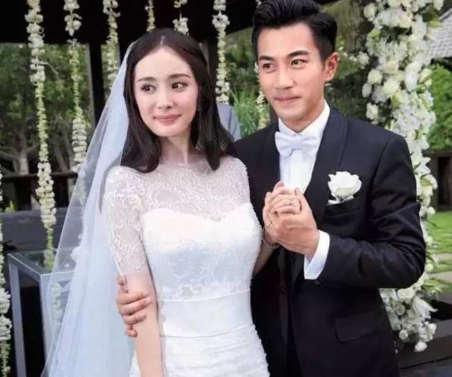 杨幂不回香港过年的真相,被她爸爸暴露了!刘恺