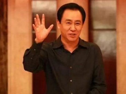 广东第一富豪,为人低调坐拥2900亿身价,慈善公