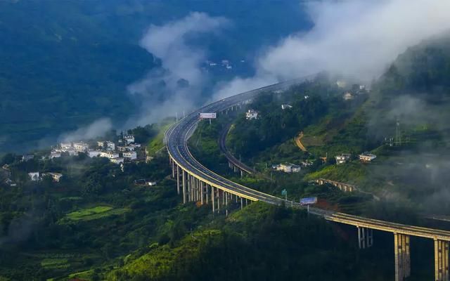 中国凉都,夏季只有19℃,既是避暑洗肺胜地,还深