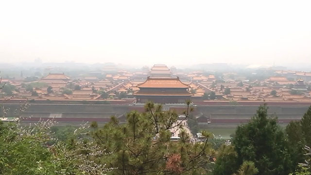 万岁山 居高临下看着谁