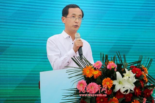 临渭葡萄采摘节开幕!央视《我爱畅游》栏目组