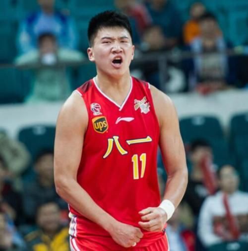 cba十九轮,八一主场vs福建,两队苦战到加时赛,最终,八一110:107双加时