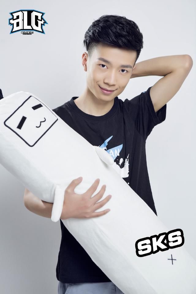 哔哩哔哩BLG电竞俱乐部队员详解 古风美男AJ