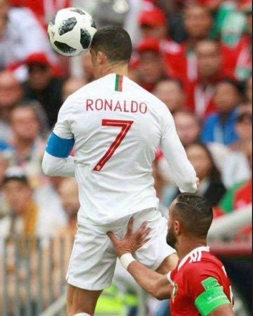 搞笑图片幽默段子笑话:喜欢二次元的老婆,和我