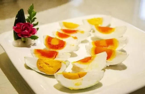 【健康】吃咸鸭蛋好处多,可惜这些人不能吃!清