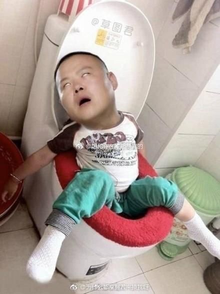 明星跟风晒出18岁照片,那时杨幂杨洋刘亦菲都