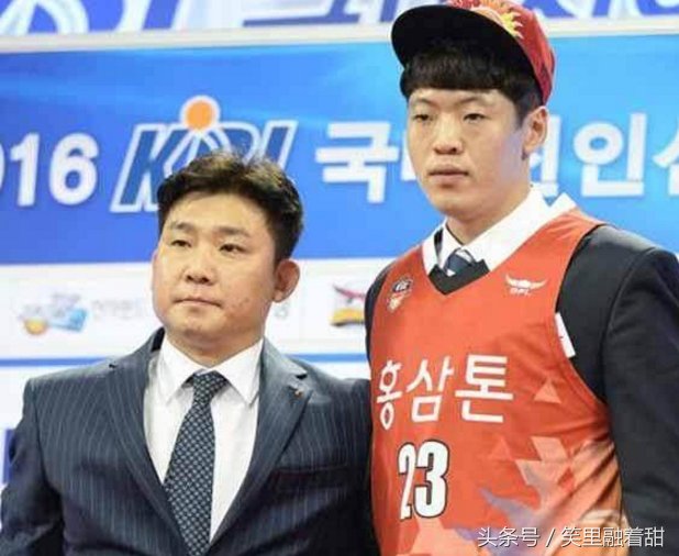 加入日本国籍效力日本球队,想回中国养老,网友