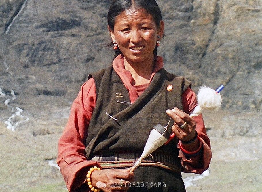 上个世纪久远年代卡若拉冰川上的故事