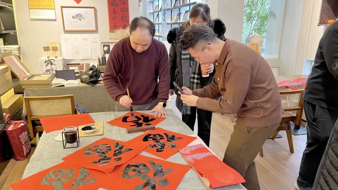 这大概是北京最小的庙会,文化氛围却很浓! 这大概是北京最小的庙会,文化氛围却很浓!