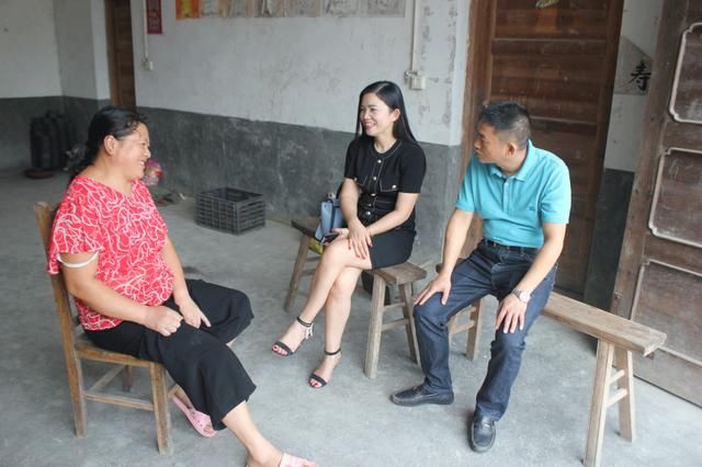 扶贫有心合作有情湖南湘辉领导前往新邵县太芝