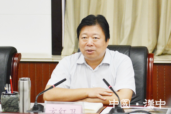 市政府与上海新城控股集团座谈 讨论滨江新区