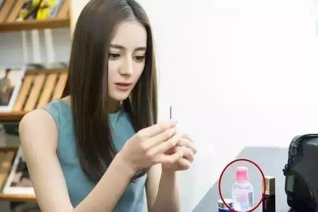 毛晓彤选男友的标准,和她挑选化妆品的眼光一