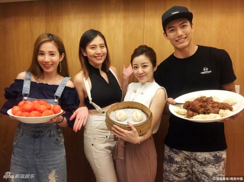 组图:好友出差遇色狼 女汉子刘品言英雌救美