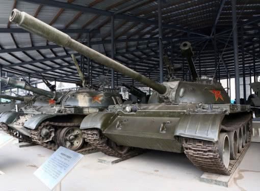 59式坦克算是古董级别的了,为何还不退役?这里