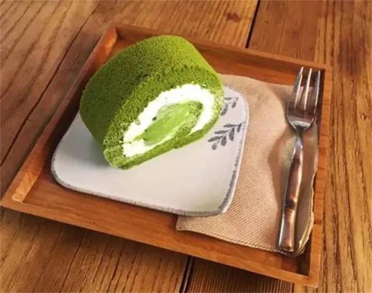 所有蔬菜的营养成分,不但可以直接用来饮用,同时可以做成各种抹茶食品