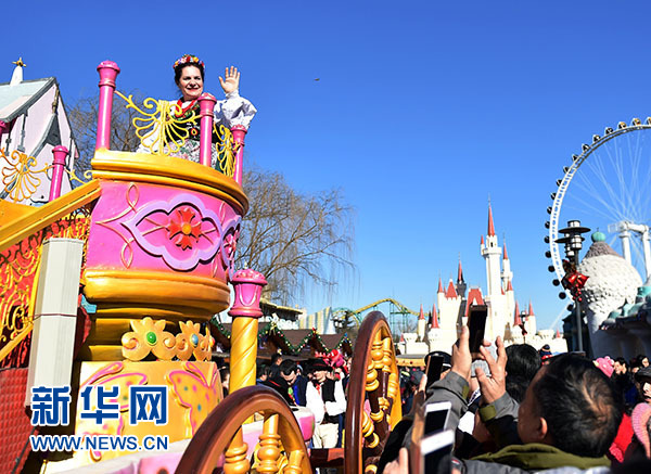 北京:逛洋庙会 体验异国风情