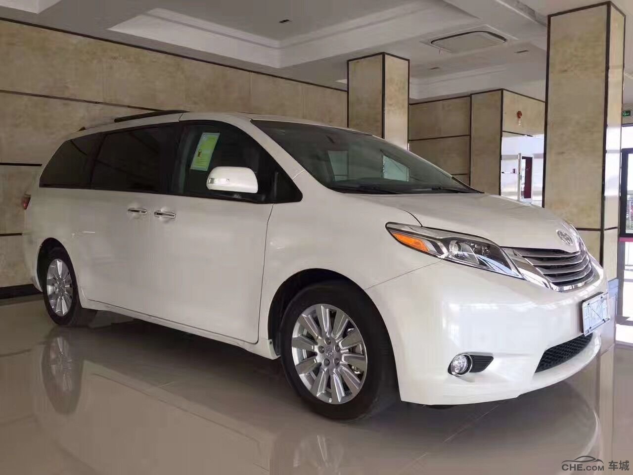 中东版丰田塞纳sienna最高性价比商务车首选