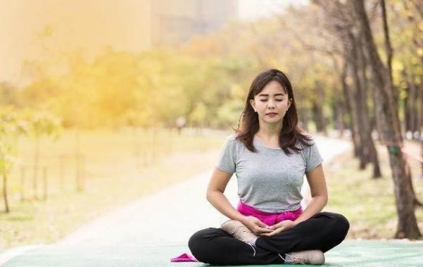 7天辟谷减肥,排空肠内垃圾,腹部平坦,腿细了