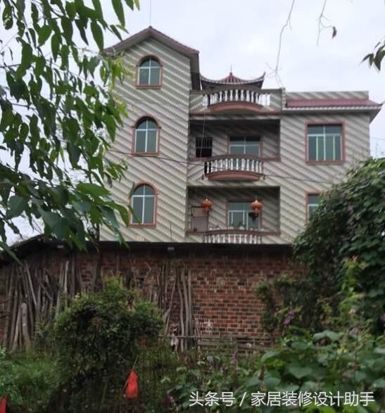 9款地基120平、造价20万的两层半自建房,第5