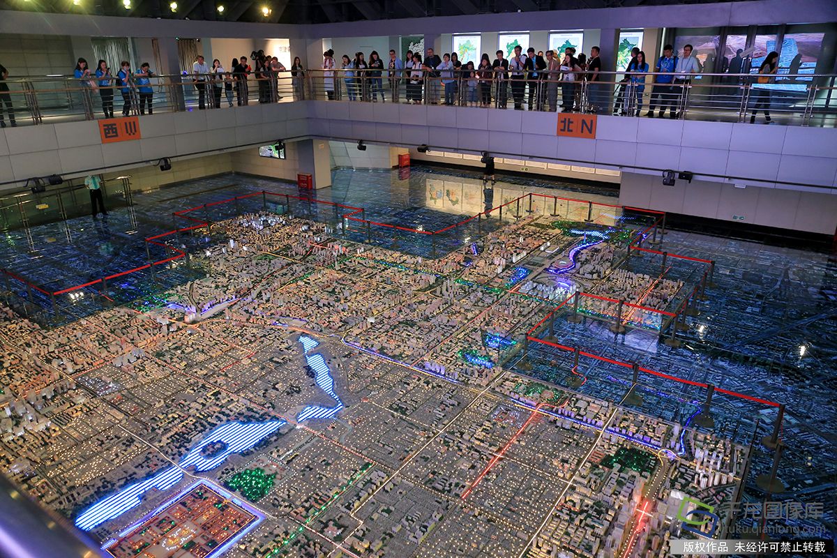 中非合作论坛北京峰会|中外记者观北京中轴线感受古都风貌