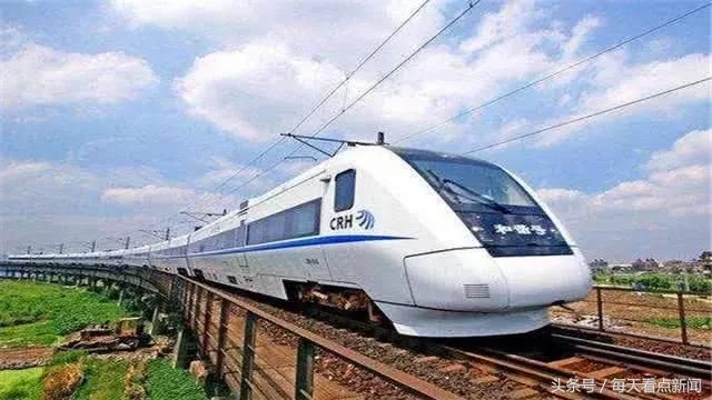 一架高铁高达几亿,到底要跑多少趟才能赚回来