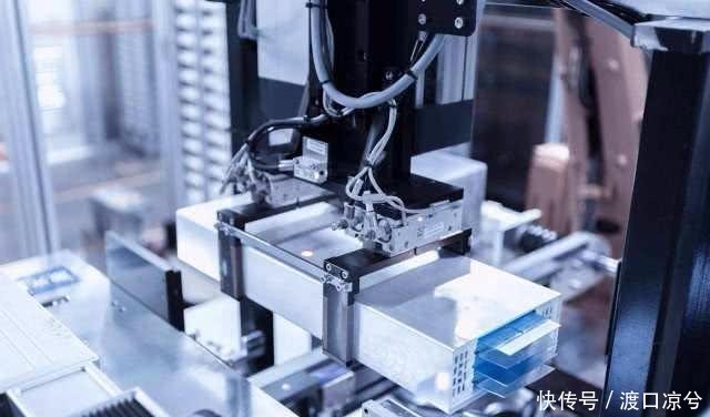 纯电动汽车电池,到底能跑多少公里,更换电池贵